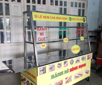 Xe đẩy bán bánh mì - Mô hình kinh doanh nhỏ cho bạn trẻ